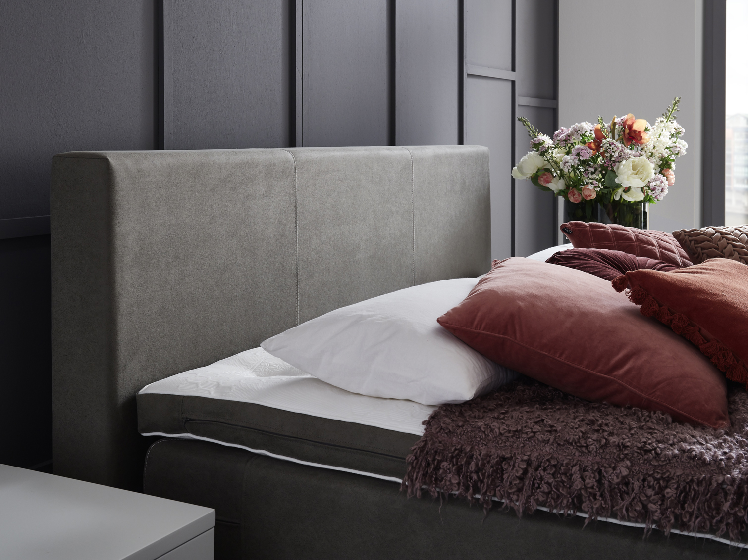 Strakke boxspring lederlook