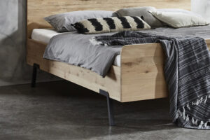 Detail eiken bed modern